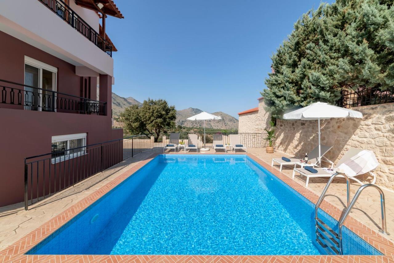 Villa Kermes Heated Pool Kournás Eksteriør bilde